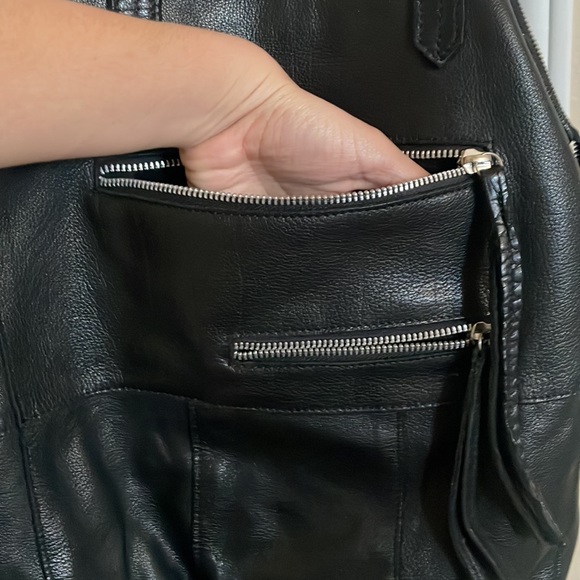 Real leather Black Tote - Picture 8 of 12